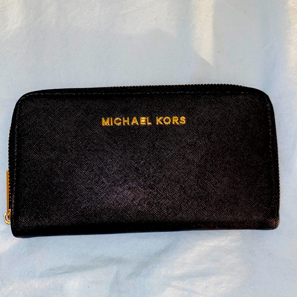 Michael Kors wallet